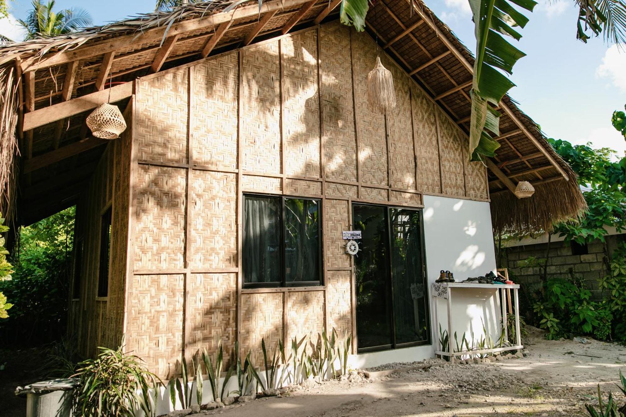 Ozen Freediving Hostel General Luna  Luaran gambar